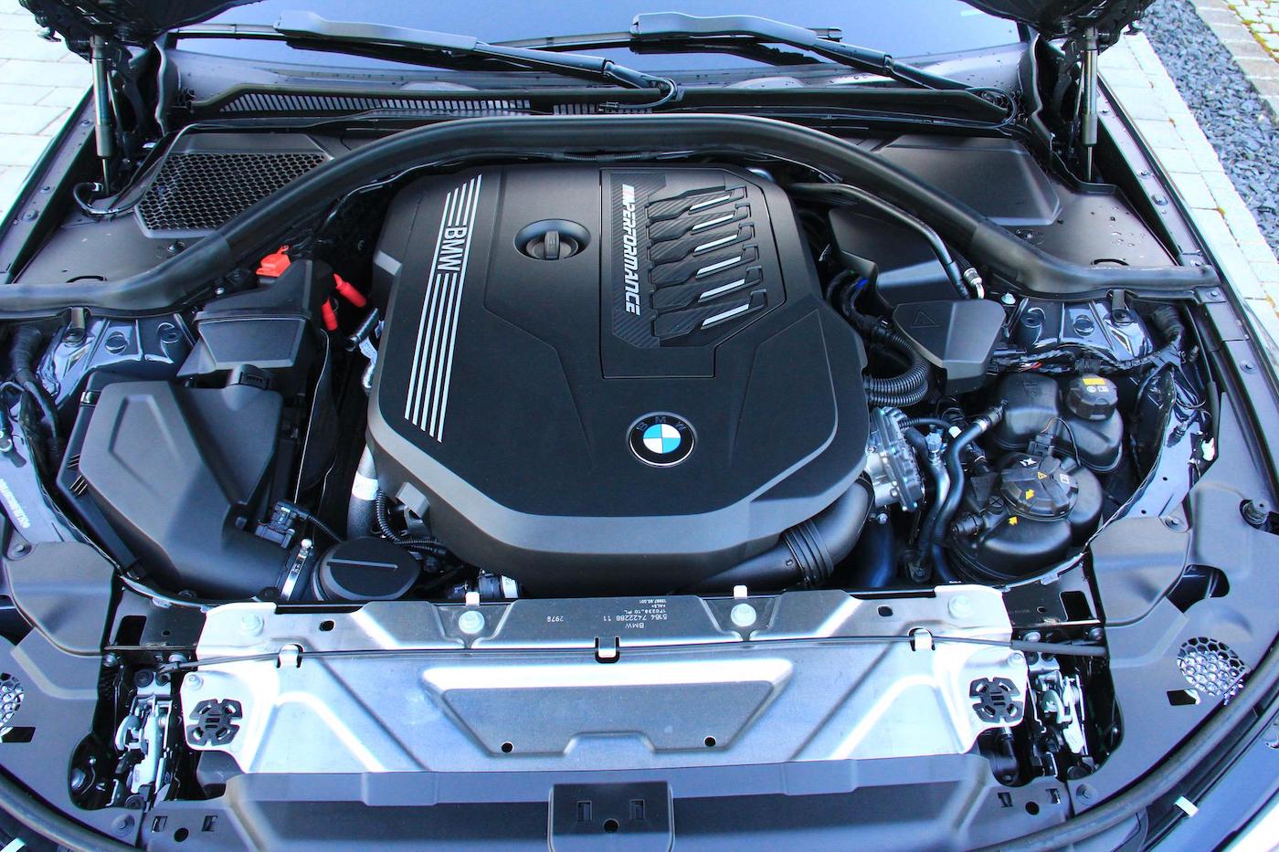 Двигатель бмв х3 2.0. M340 b58 BMW. Mercedes m340. Мотор БМВ ф10 528i XDRIVE. BMW b48b20.